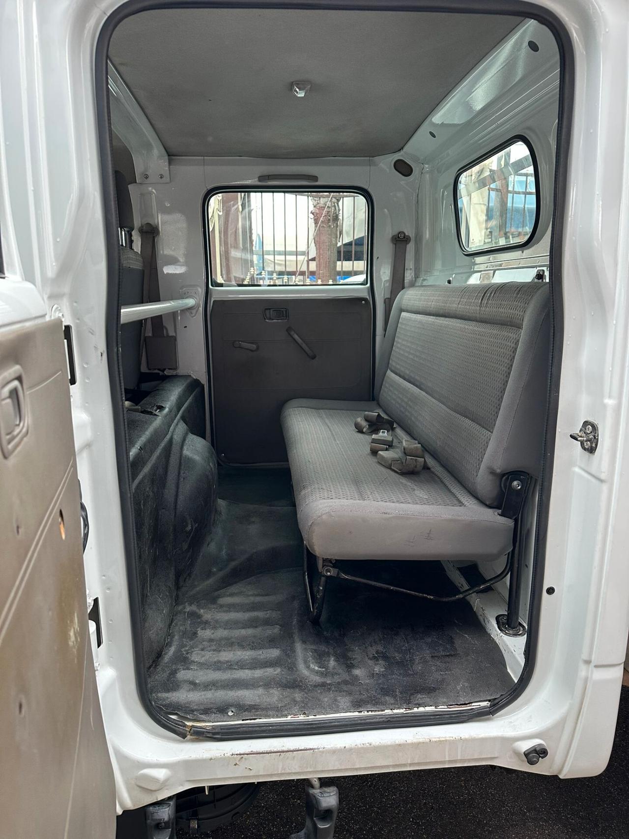 Renault Maxity Cabstar Doppia Cabina
