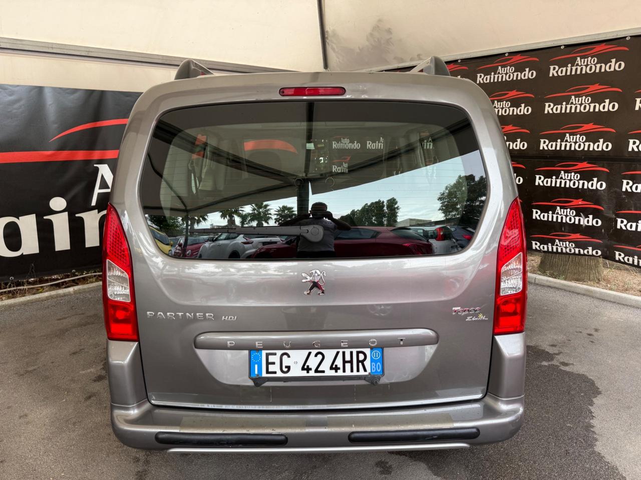 Peugeot Partner Tepee 1.6 HDi 92CV Outdoor