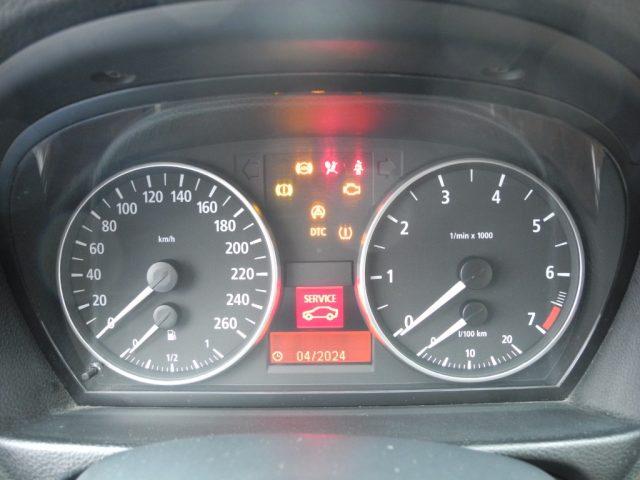 BMW 320 i Touring - PELLE - TETTO APRIBILE - LEGGERE NOTE