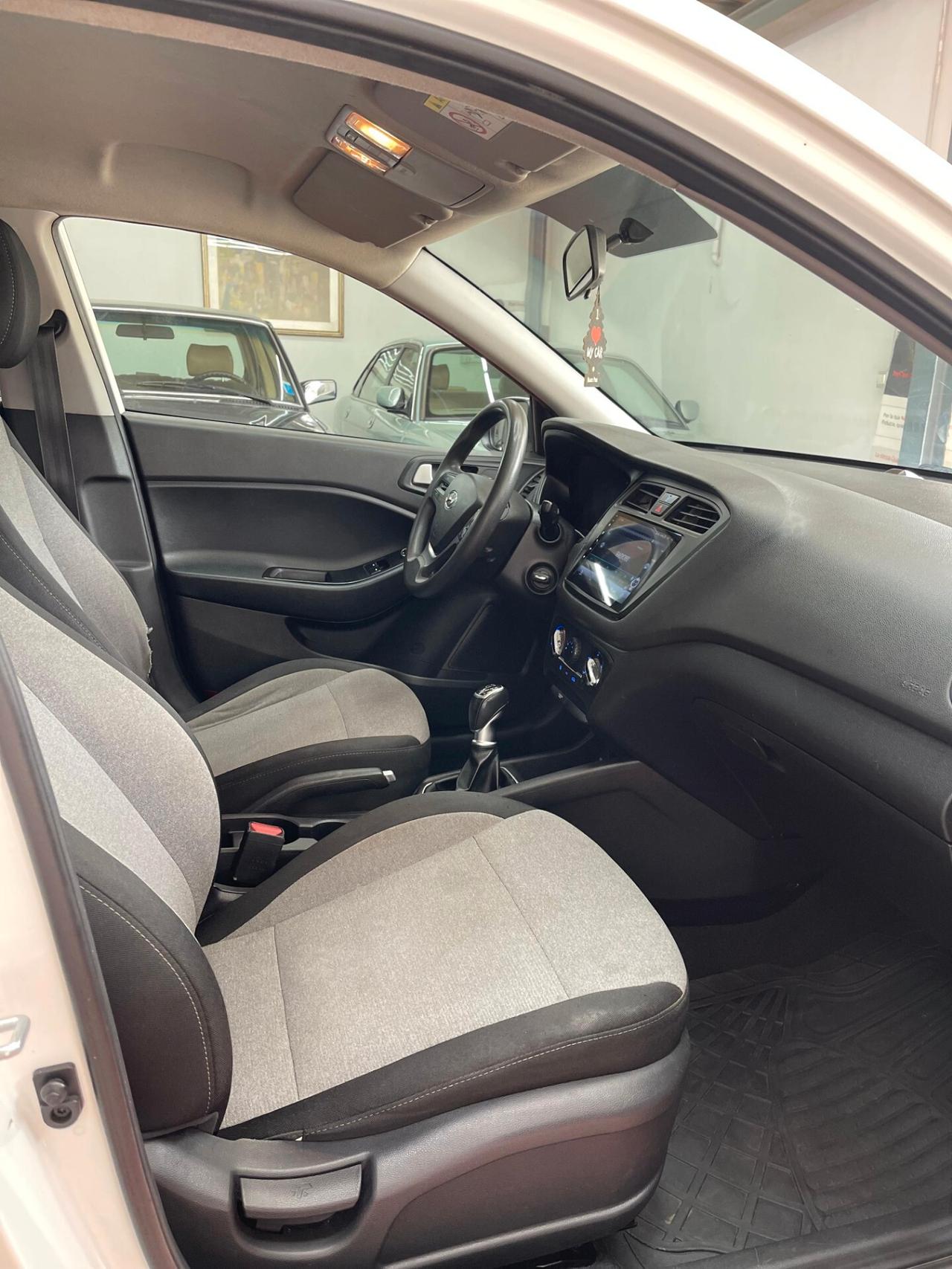Hyundai i20 1.1 CRDi 12V 5 porte Classic