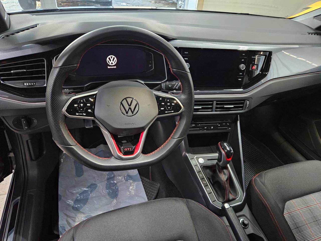 Volkswagen Polo 2.0 TSI DSG GTI - CERCHI "18 - FARI MATRIX - NAVI