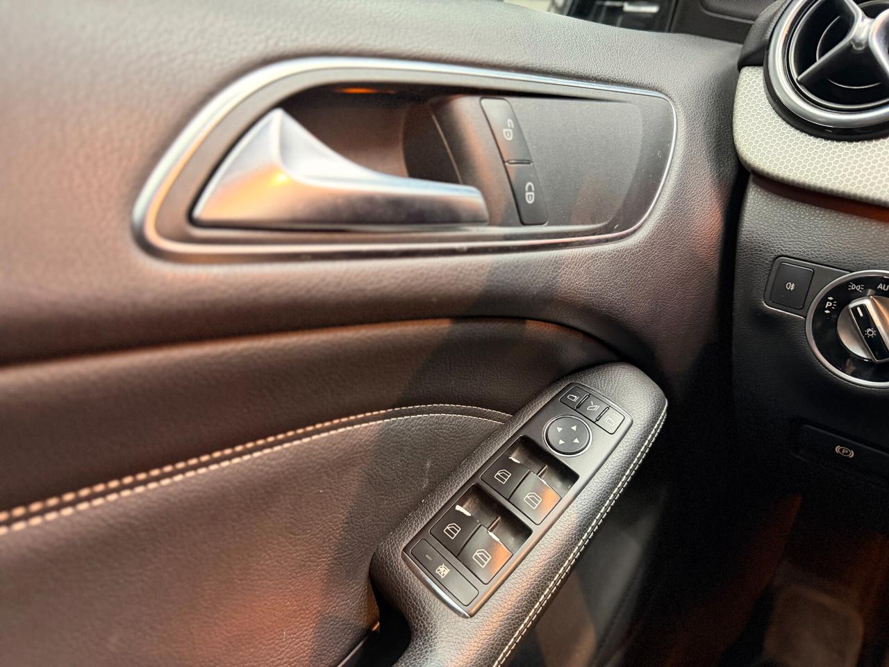 Mercedes-benz B 180 CDI Automatic Premium