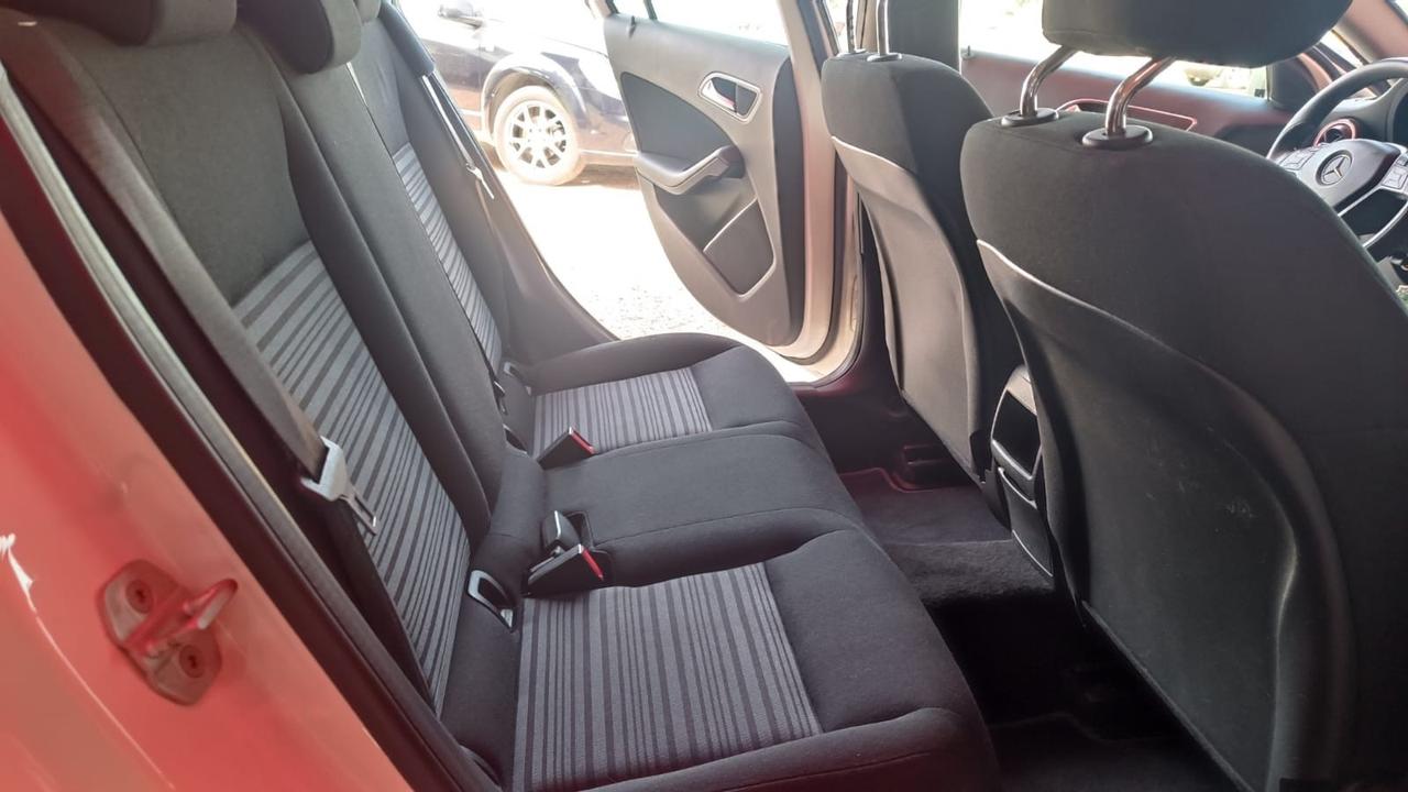 Mercedes-benz A 160 CDI Premium