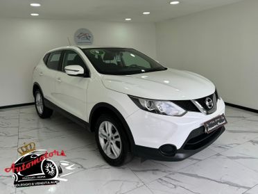 Nissan Qashqai 1.5 dCi --GARANTITO-2015