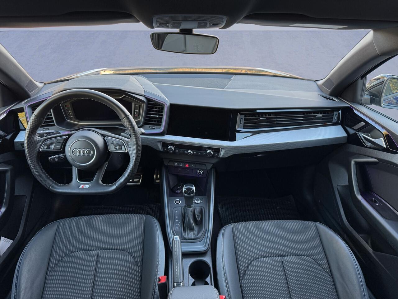 Audi A1 SPB 30 TFSI S tronic Identity Black