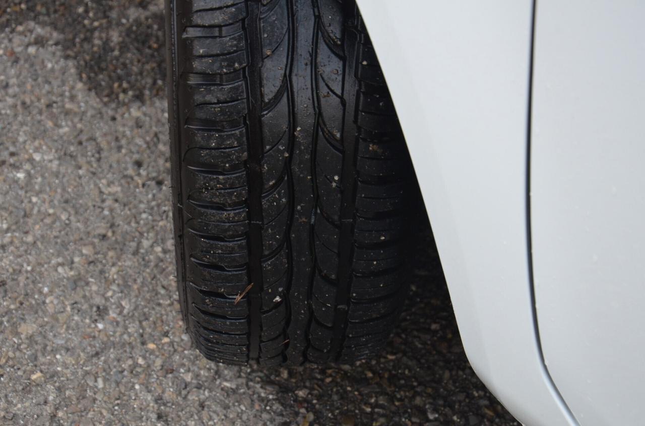 Opel Agila 1.2 16V 94CV Enjoy