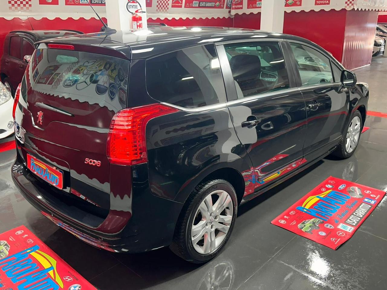 Peugeot 5008 1.6 HDi 112CV Féline 7 posti - 2011