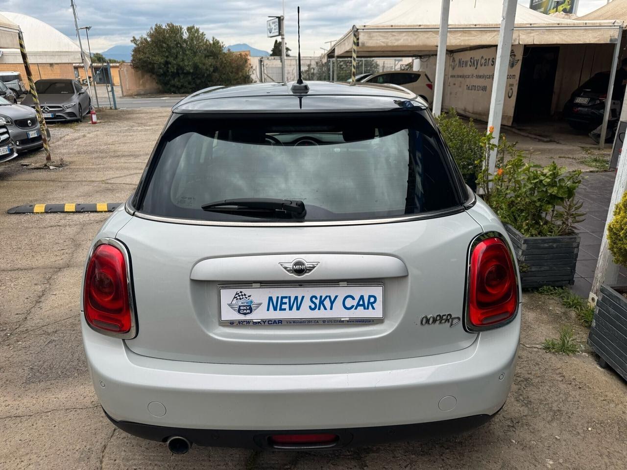 Mini 1.5 One D Business AUTOMATICO