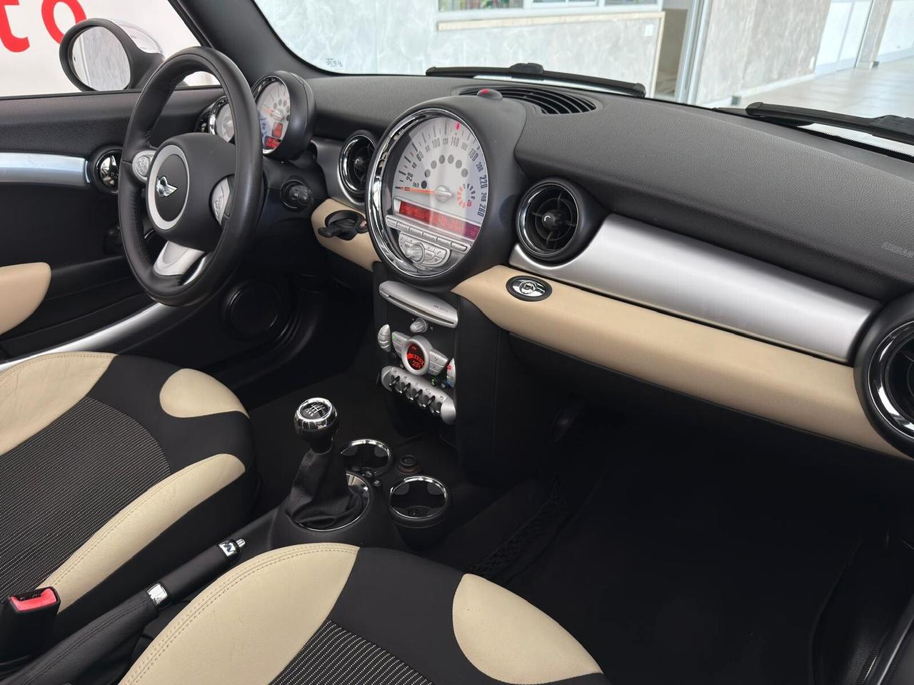Mini 1.6 16V Cooper Cabrio