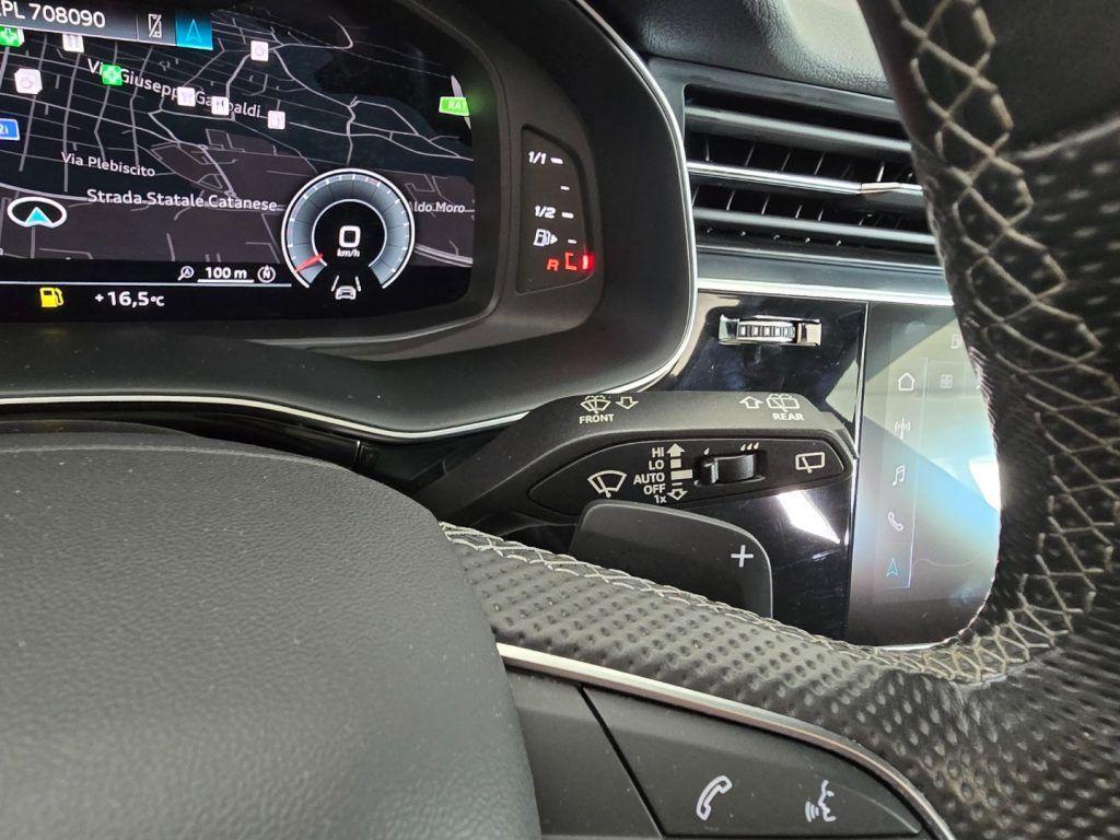 Audi Q8 50 TDI 286 CV quattro tiptronic Sport + Tetto