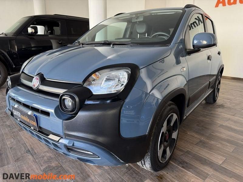 FIAT Panda 1.0 FireFly S&S Hybrid City Cross