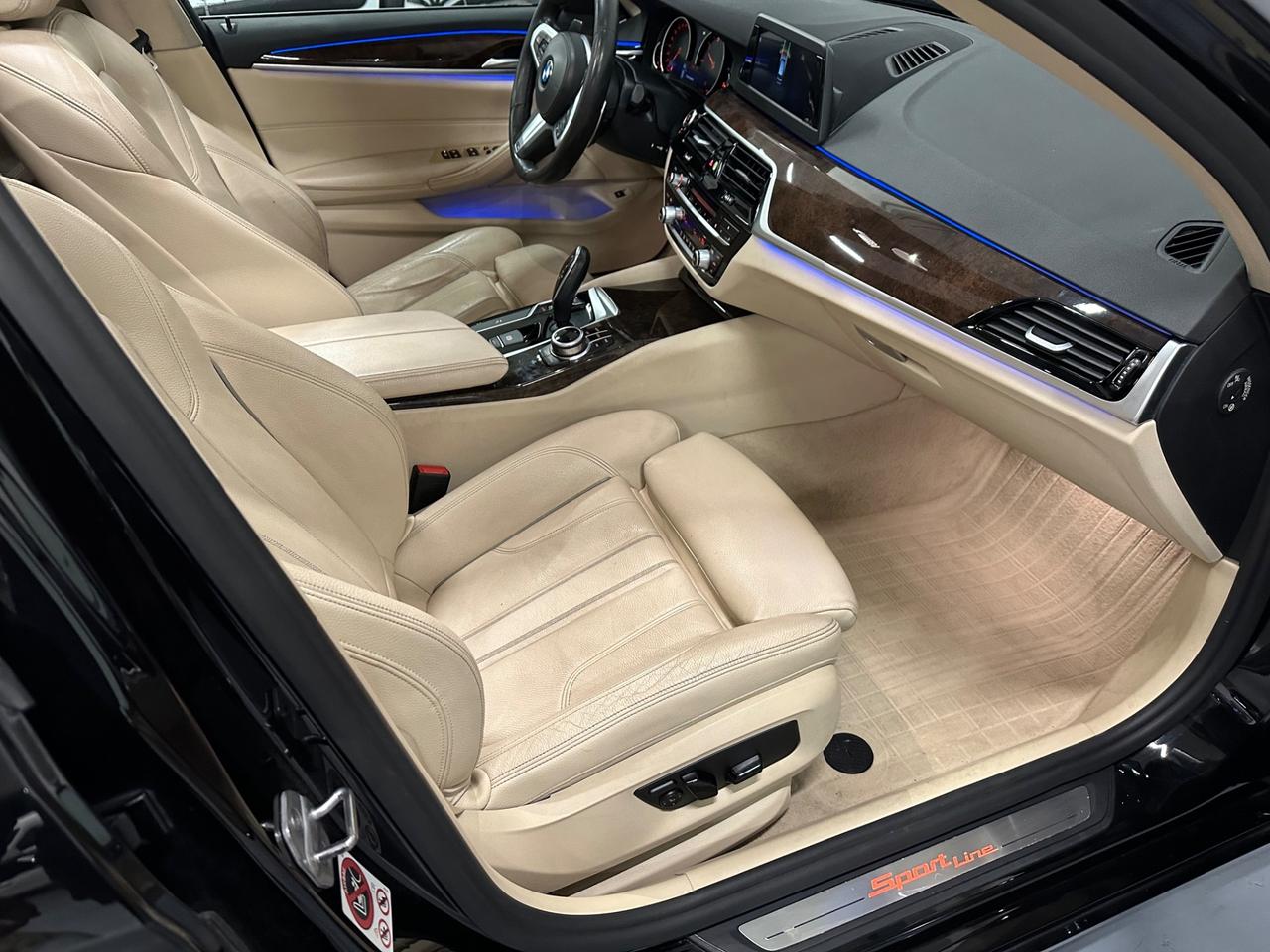 Bmw 530d xDrive Touring Business