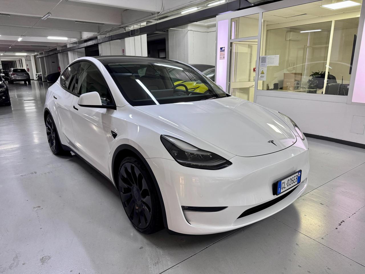 Tesla Model Y Long Range Dual Motor awd
