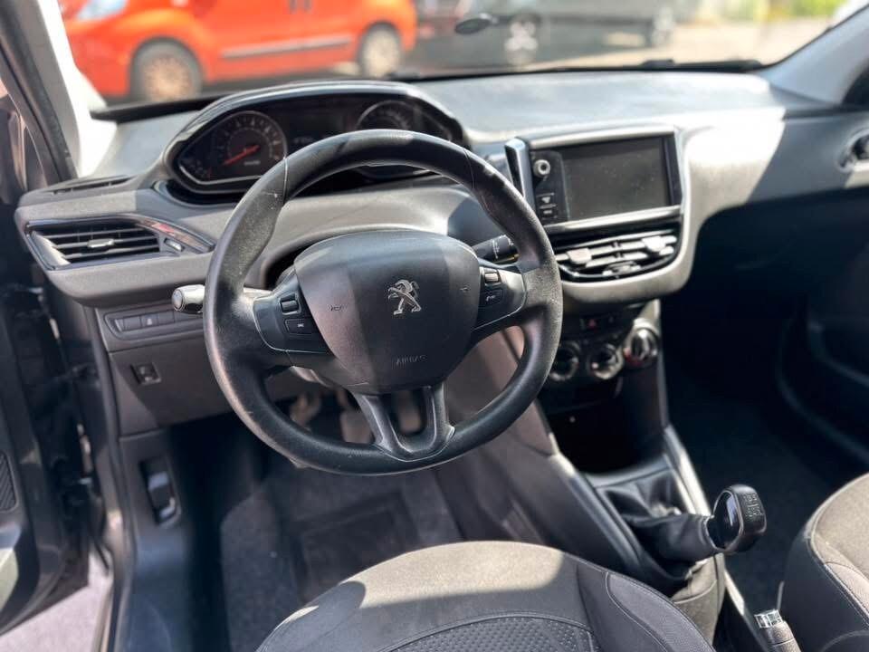 Peugeot 208 1.2 VTi 82 CV 5 porte Access NEOPATENTATI