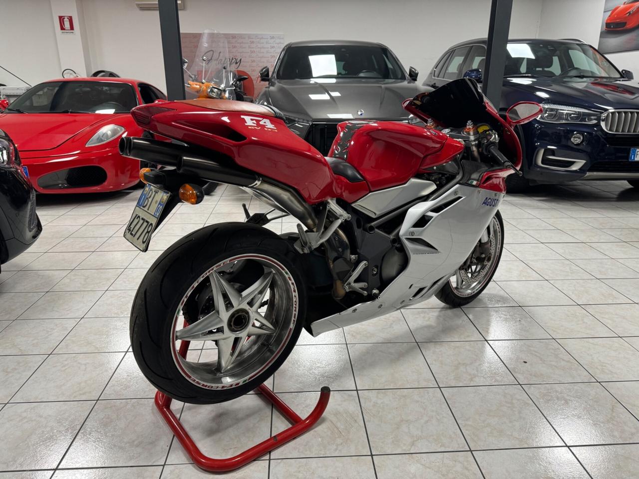 Mv Agusta F4 750 monoposto e biposto