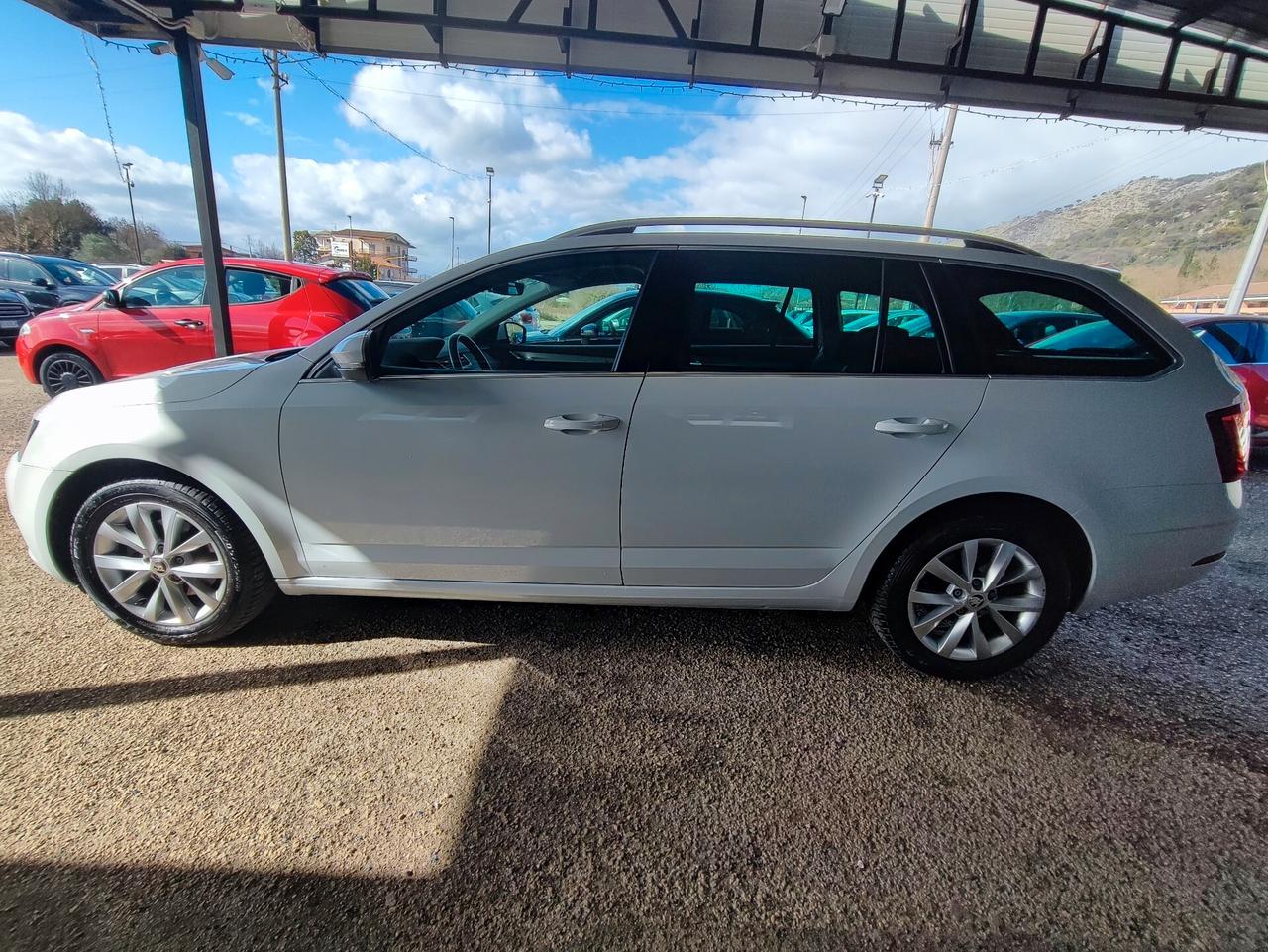 Skoda Octavia 1.5 DSG Wagon Style G-Tec