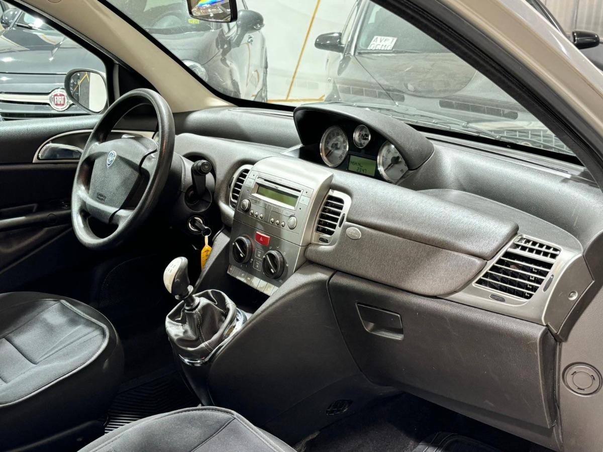 LANCIA - Ypsilon - 1.2 Oro GPL