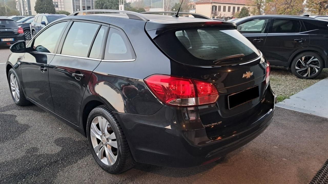 Chevrolet Cruze 2.0 Diesel 163CV aut. Station Wagon LTZ MyLink -ER854