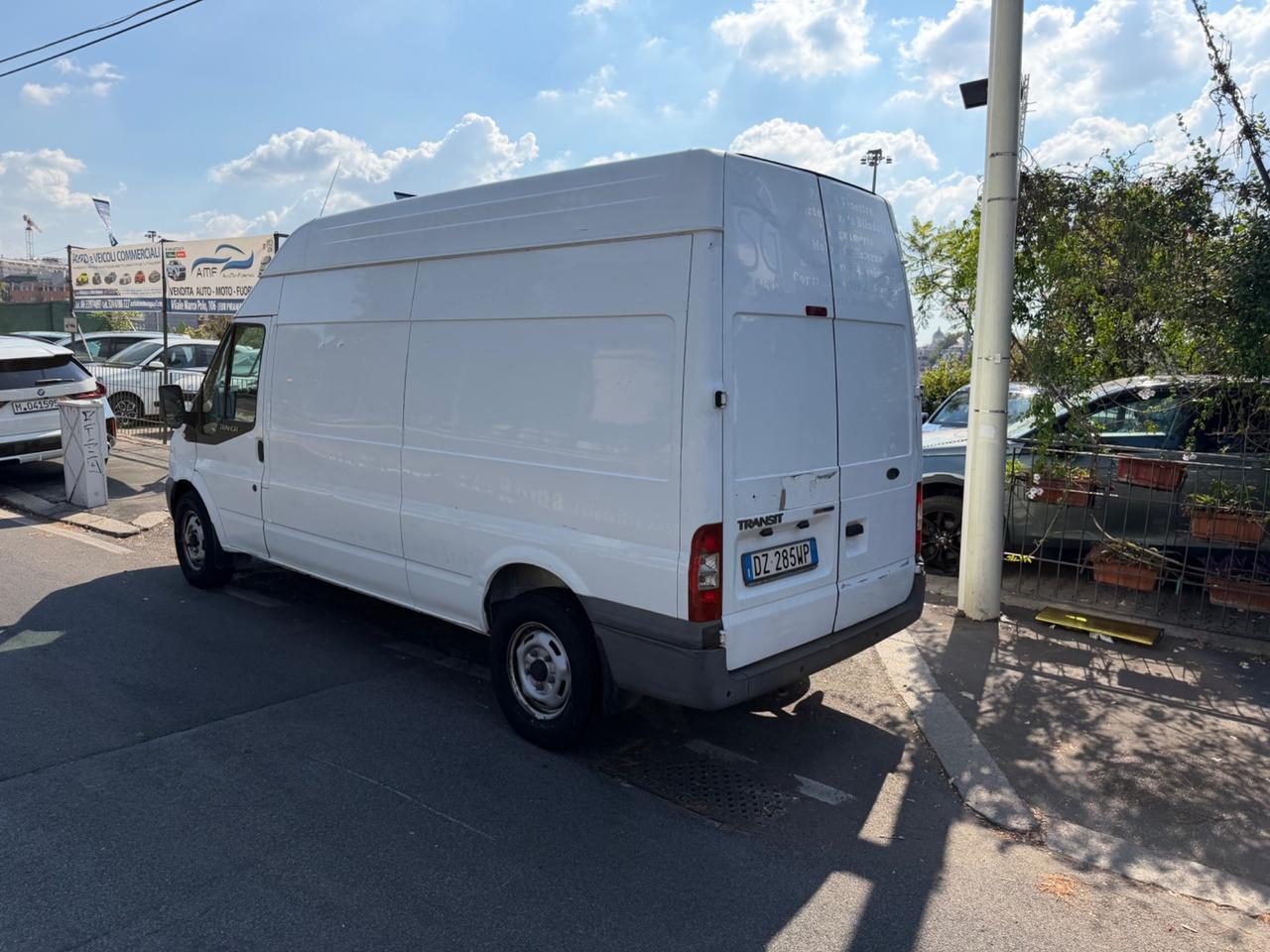Ford Transit Courier 350l VAN 2.2.