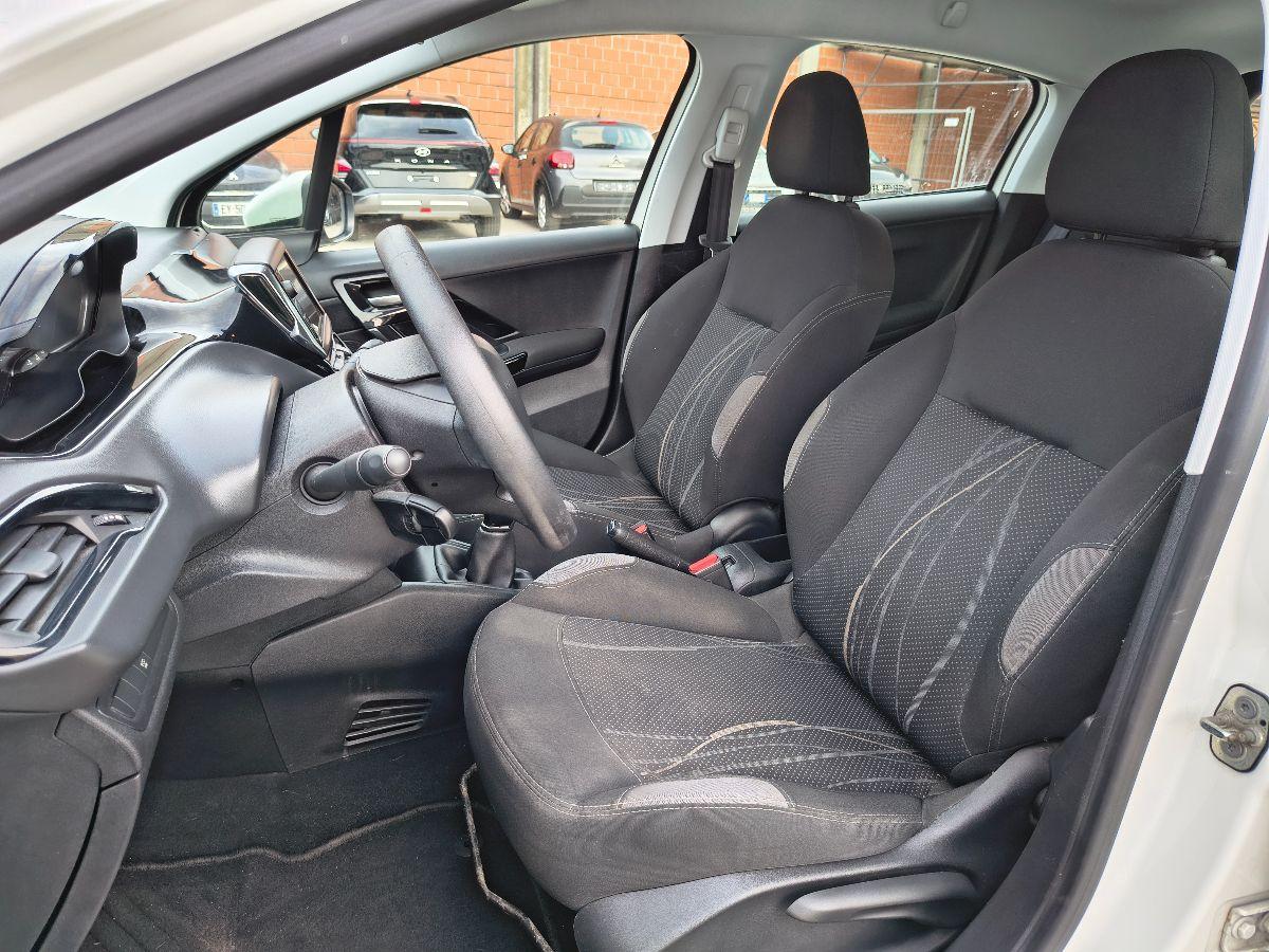 PEUGEOT - 208 - 1.2 VTi 82 CV 5p. Allure