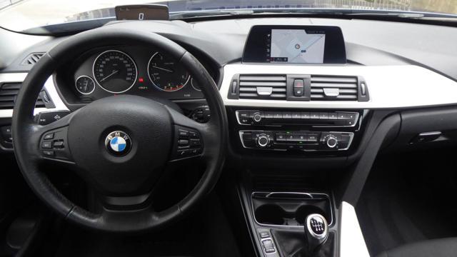 BMW 320 d xDrive Touring Business Advantage