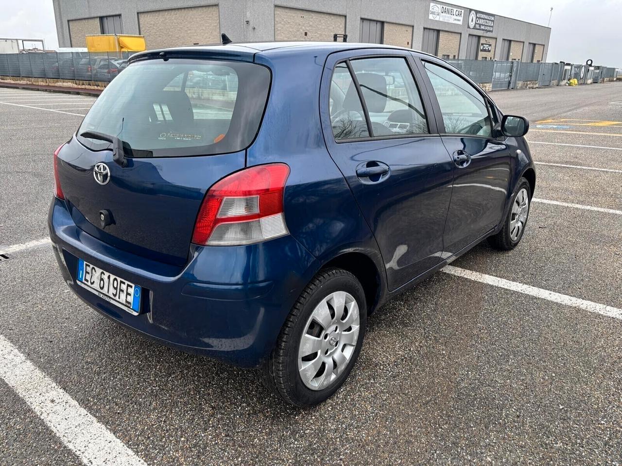 Toyota Yaris 1.0 5 porte Sol TAGLIANDATA TOYOTA CHILOMETRI CERTIFICATI