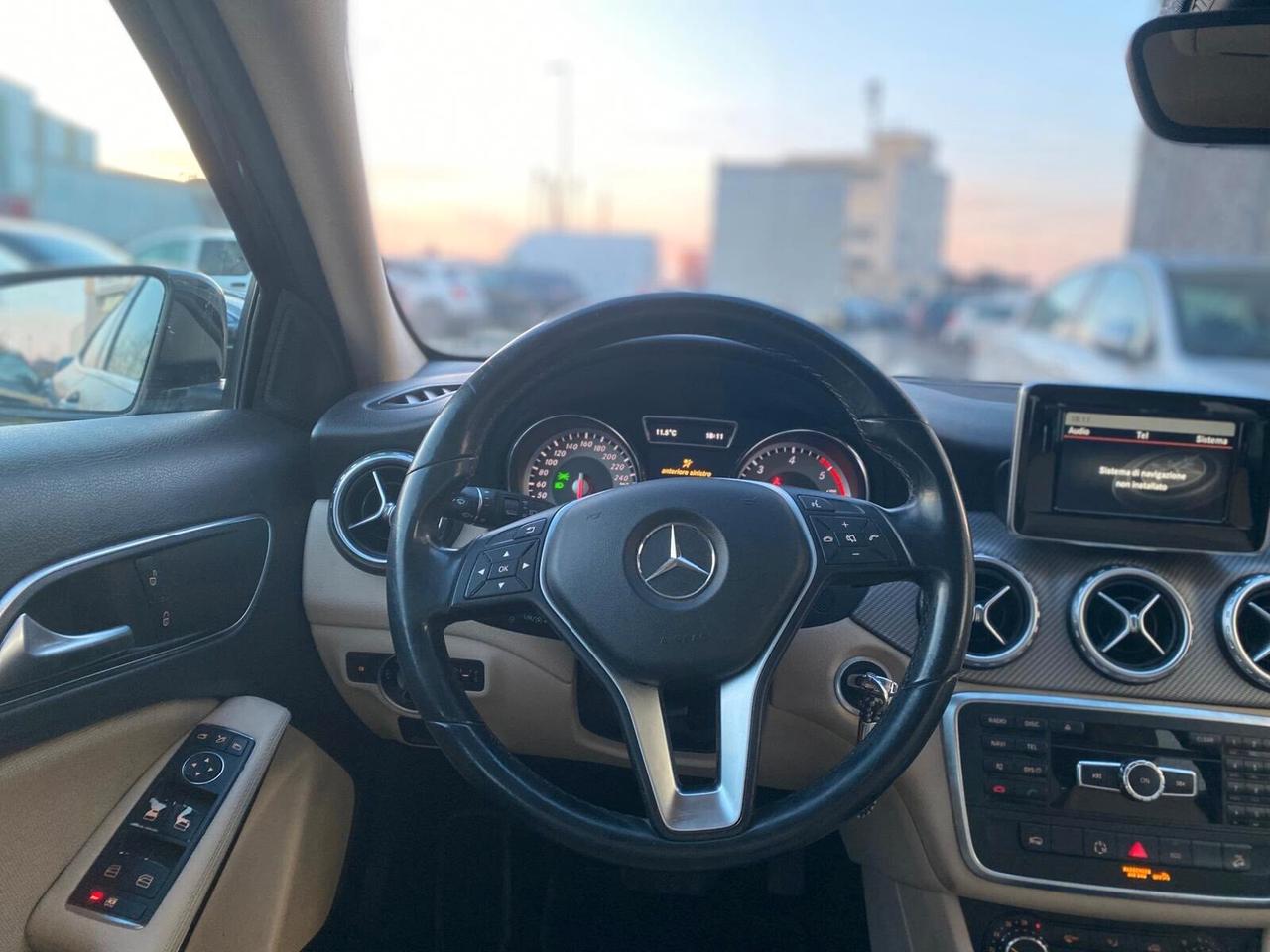 Mercedes-benz GLA 200 CDI Automatic 4Matic Premium