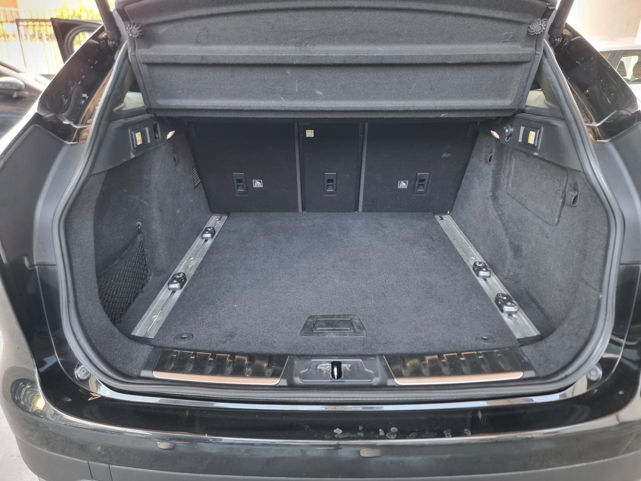 Jaguar F-Pace 2.0 D 180 CV AWD aut. R-Sport