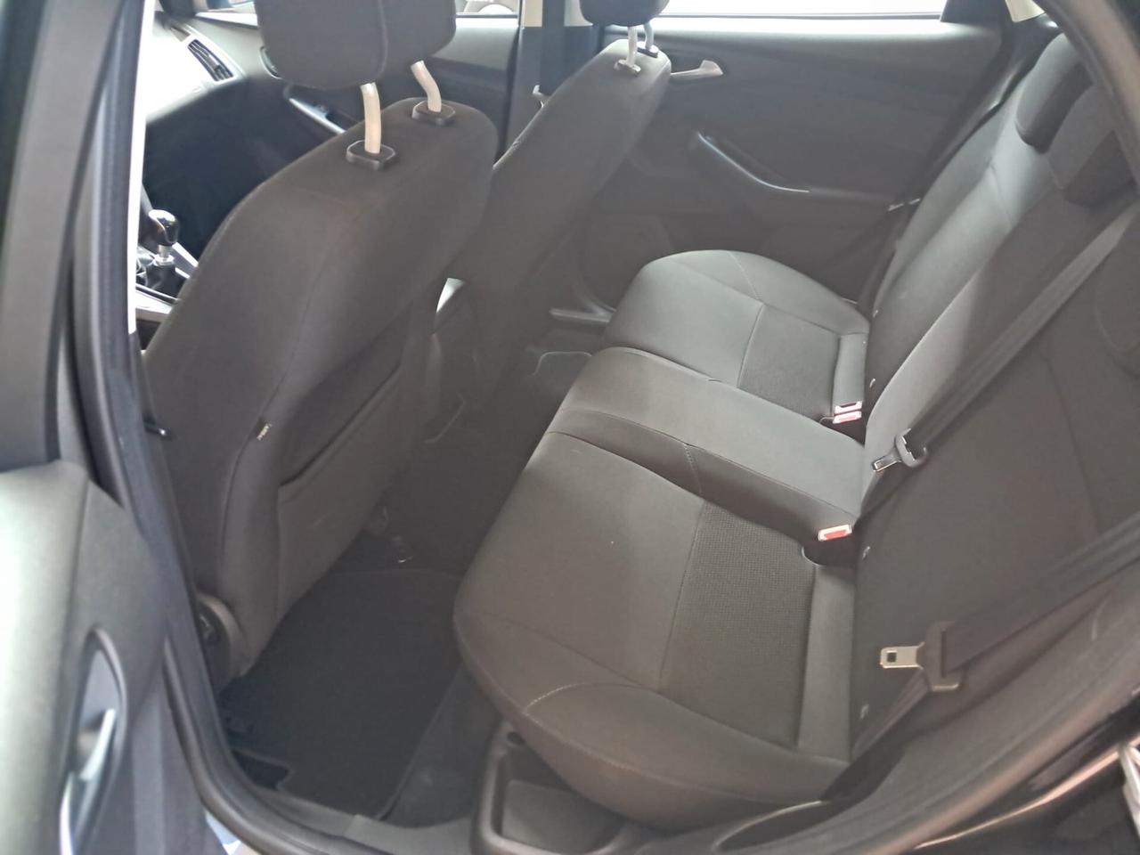 FORD FOCUS 1.5 TDCI 95CV-UNIPRO+NAVY-Euto7490