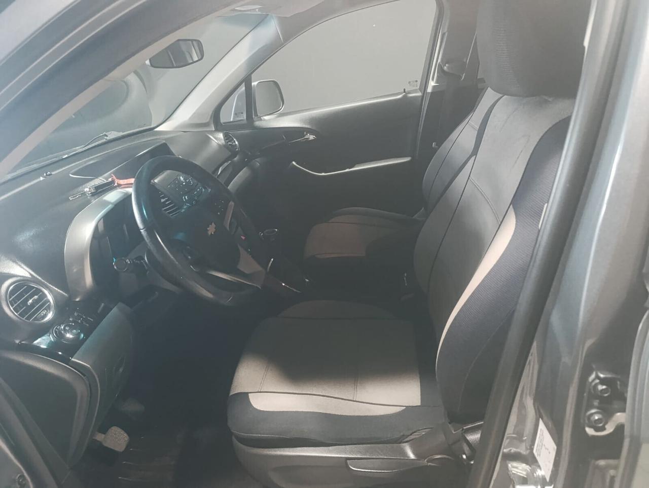 Chevrolet Orlando del 2013 GPL FINO 2033 7 POSTI