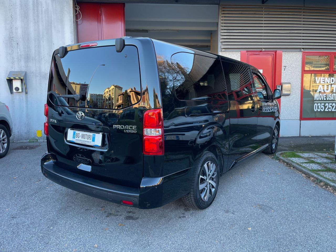 Toyota Proace Verso 2.0d 8 posti Executive