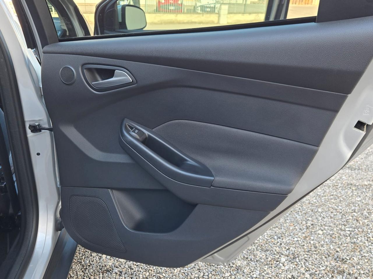 Ford Focus 1.6 TDCi 95 CV Titanium