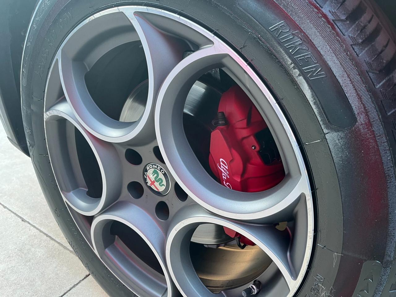 Alfa Romeo Stelvio 2.2 Td 160 cv AT8 RWD Rosso Edizione