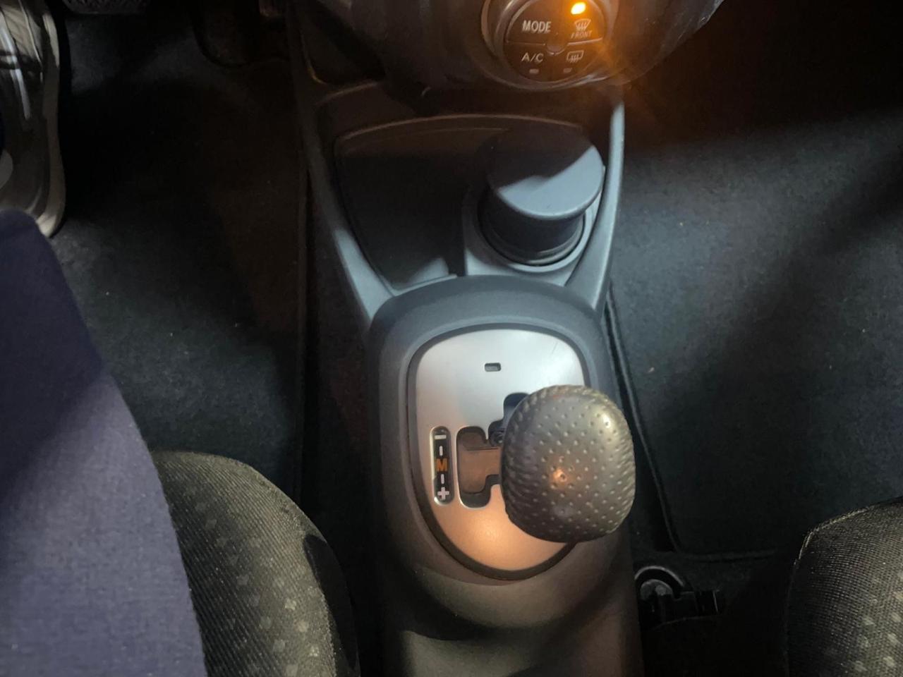 Toyota Yaris 1.3 3 porte M-MT Sol