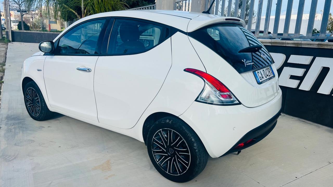 Lancia Ypsilon 1.2 69 CV 5 porte S&S