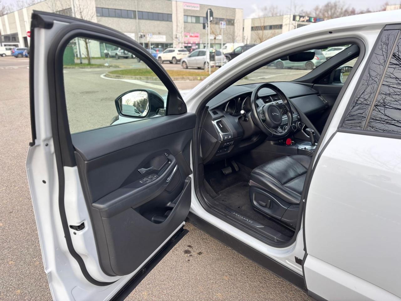 Jaguar E-Pace 2.0D 180 CV AWD aut. S