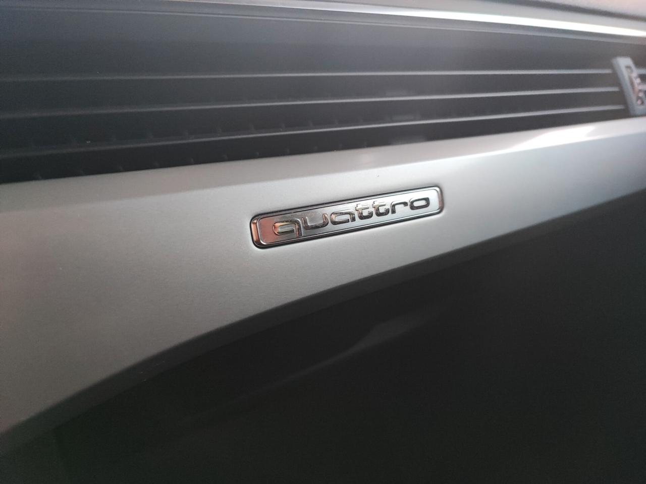 Audi A4 Avant 3.0 TDI quattro S tronic Sport