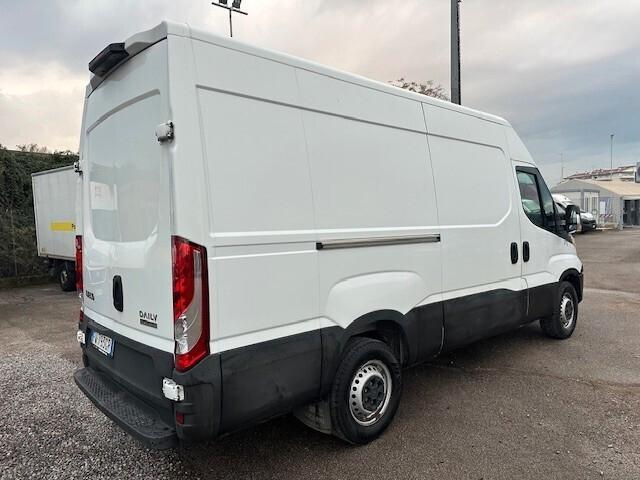 Iveco Daily 2.3HPT PM-SL-TM Furgone Hi-Matic