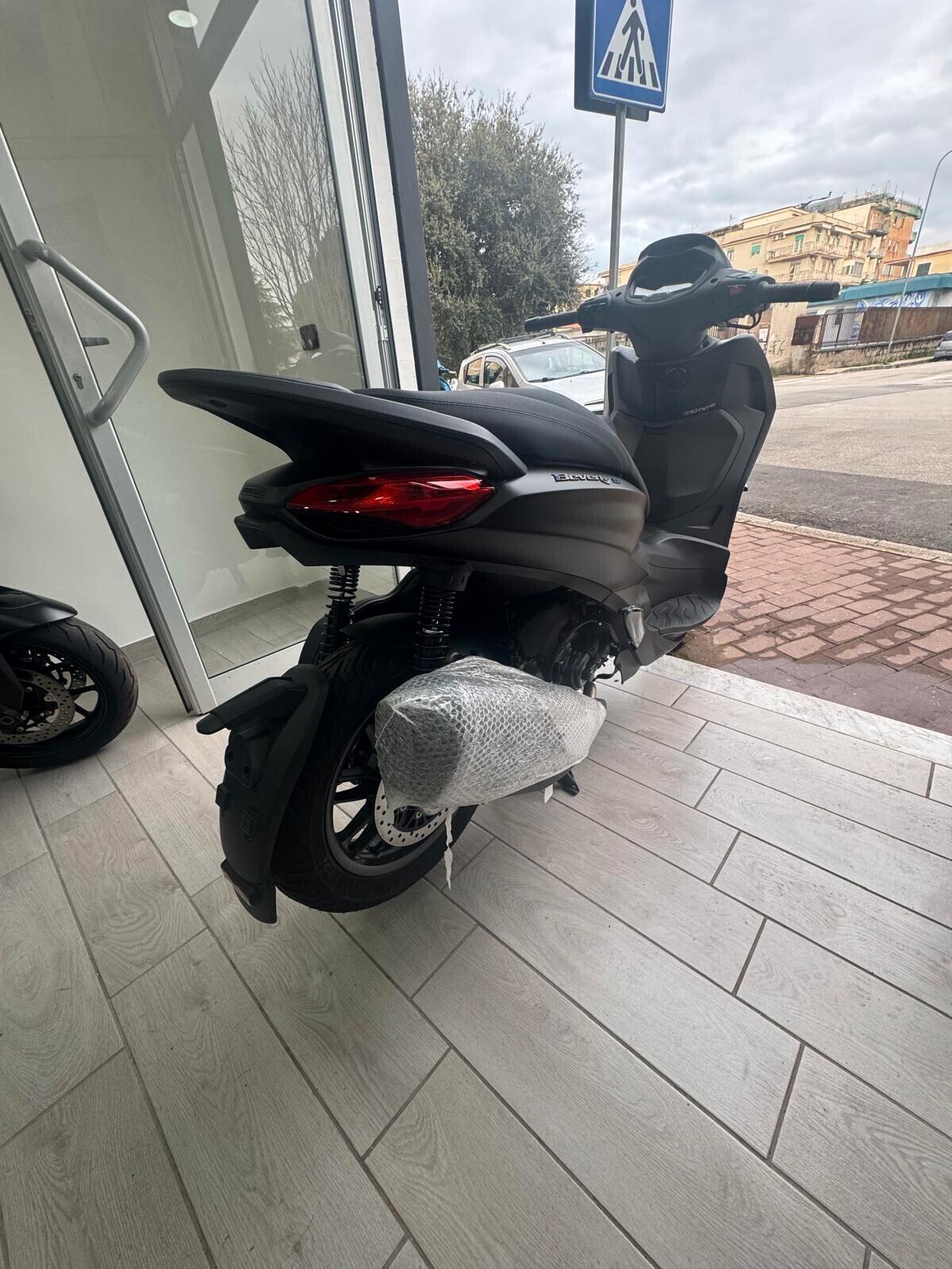 Piaggio Beverly 300 S