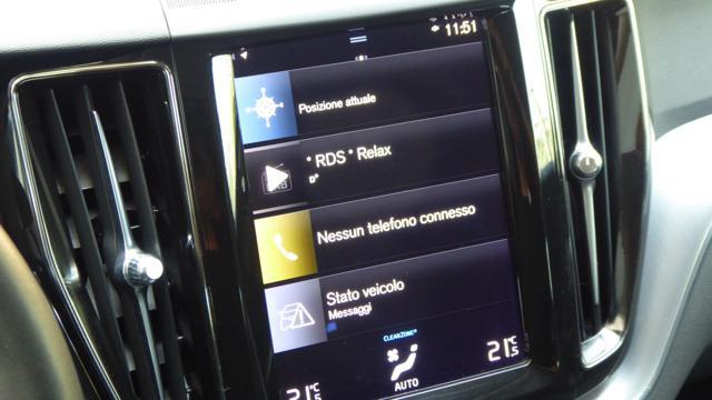 VOLVO XC60 B4 (d) AWD Geartronic Momentum
