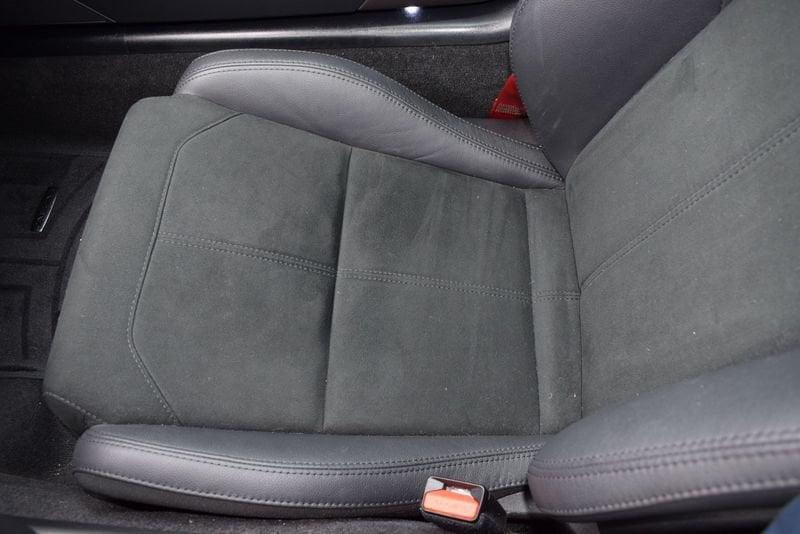 Jaguar F-Type F-Type 2.0 aut. Coupé R-DYNAMIC IVA ESPOSTA