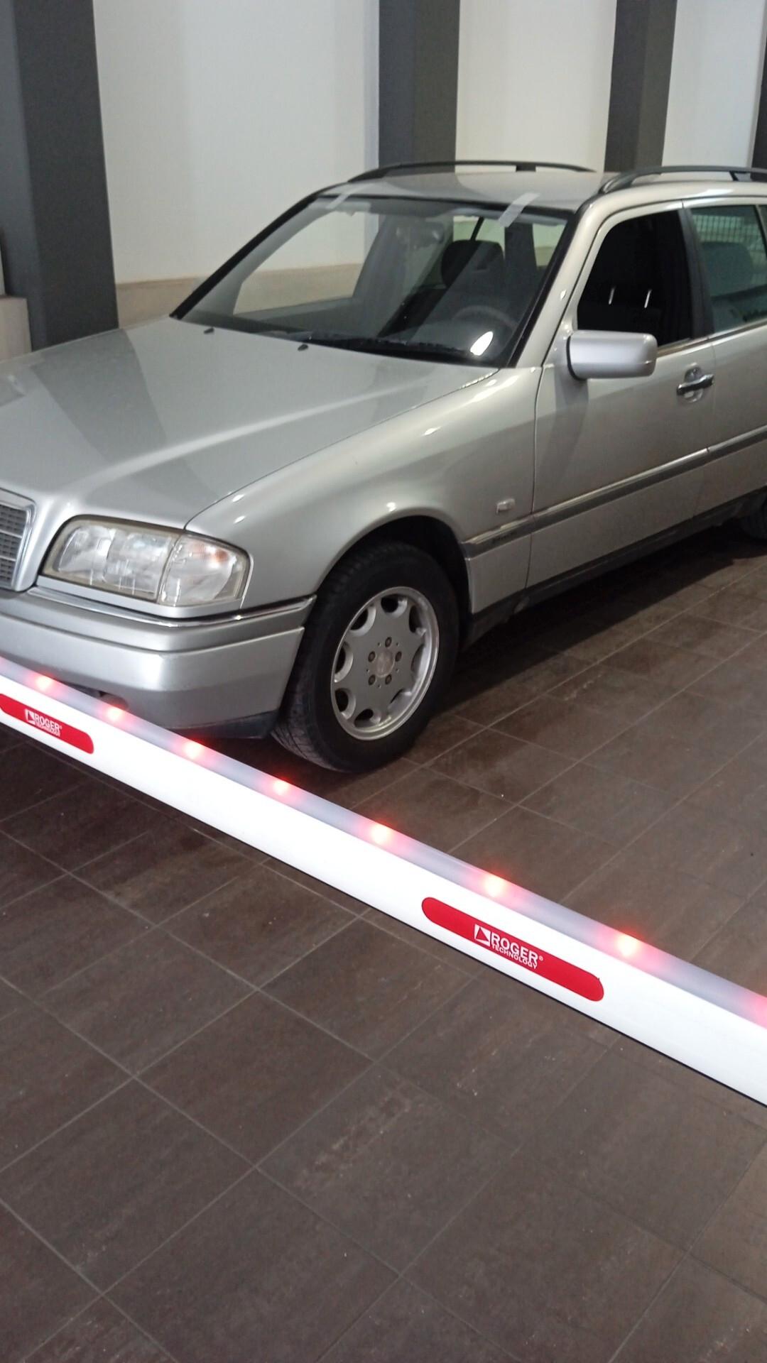 Mercedes-benz C 200 C 200 Kompressor cat S.W. Elegance