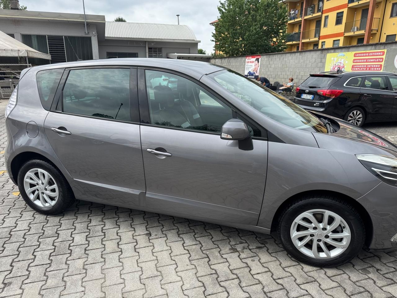 Renault Scenic 1.5 dCi 110CV neopatentato