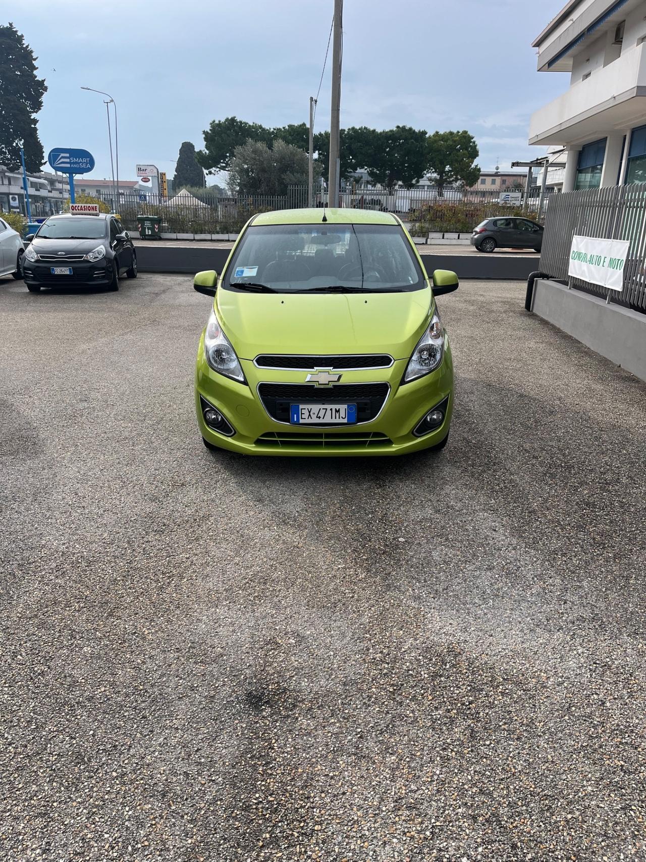 Chevrolet Spark 1.0 LT