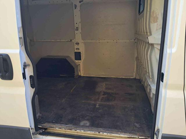 PEUGEOT Boxer 330 2.2 HDi/120CV PC-TM Furgone