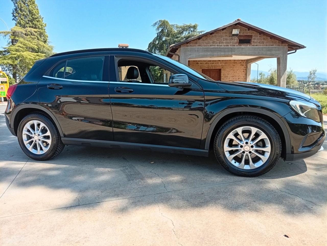 Mercedes-benz GLA 180 d Sport