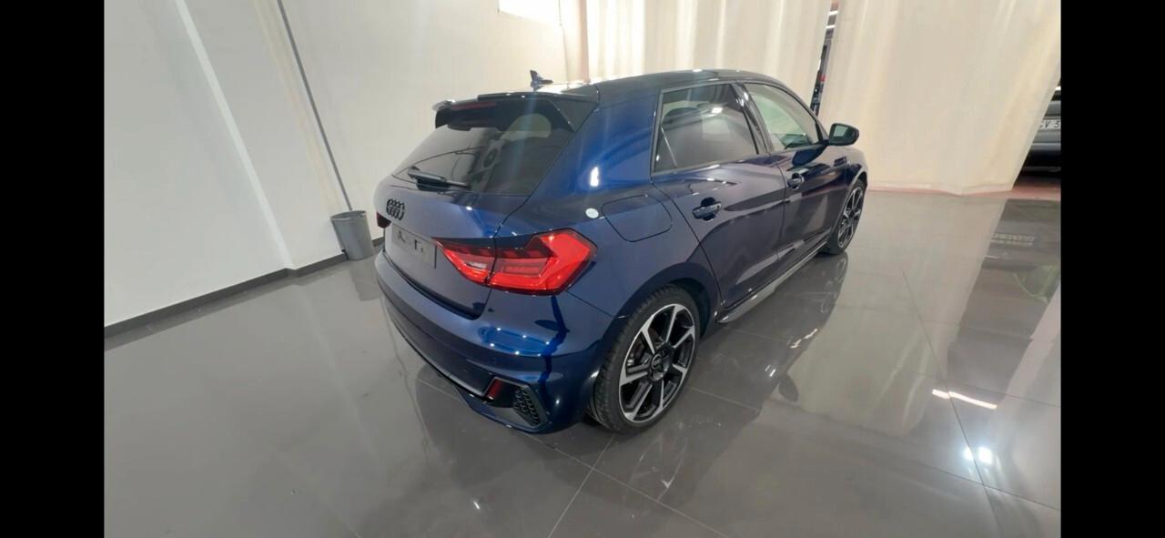 Audi A1 SPB 30 TFSI S tronic line edition