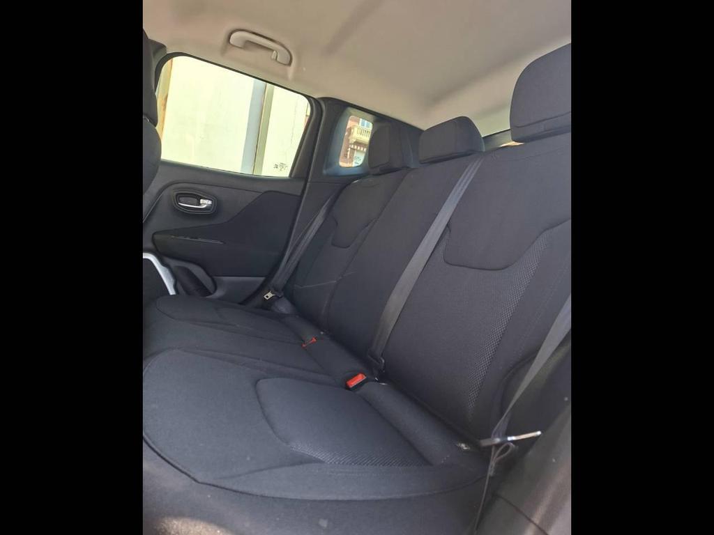 Jeep Renegade 1.4 T-Jet Longitude FWD