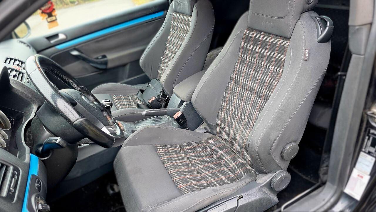 Volkswagen Golf GTI 2.0 ORIGINALE 200cv