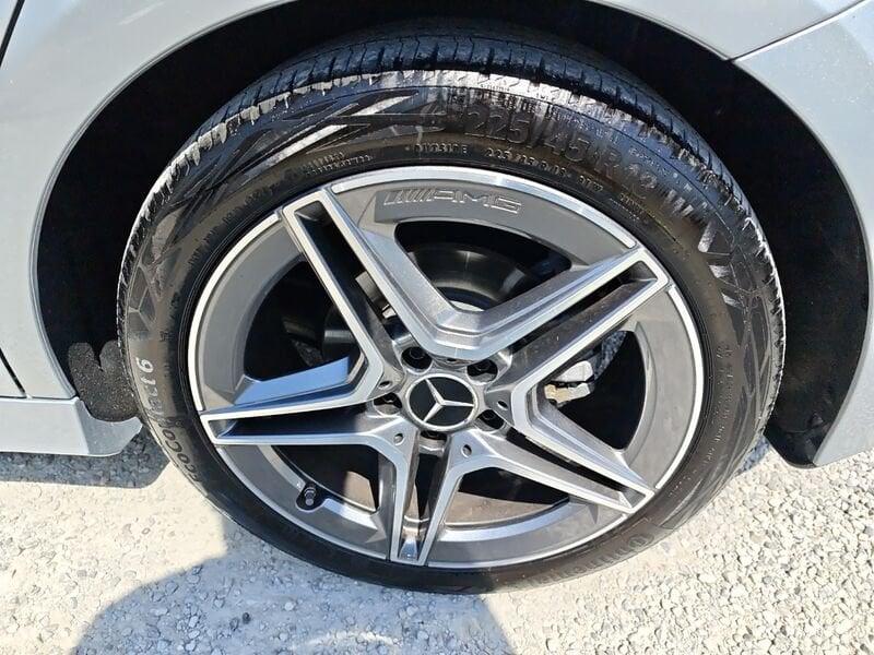 Mercedes-Benz Classe A A 180 d AMG Line Advanced Plus Digital Edition